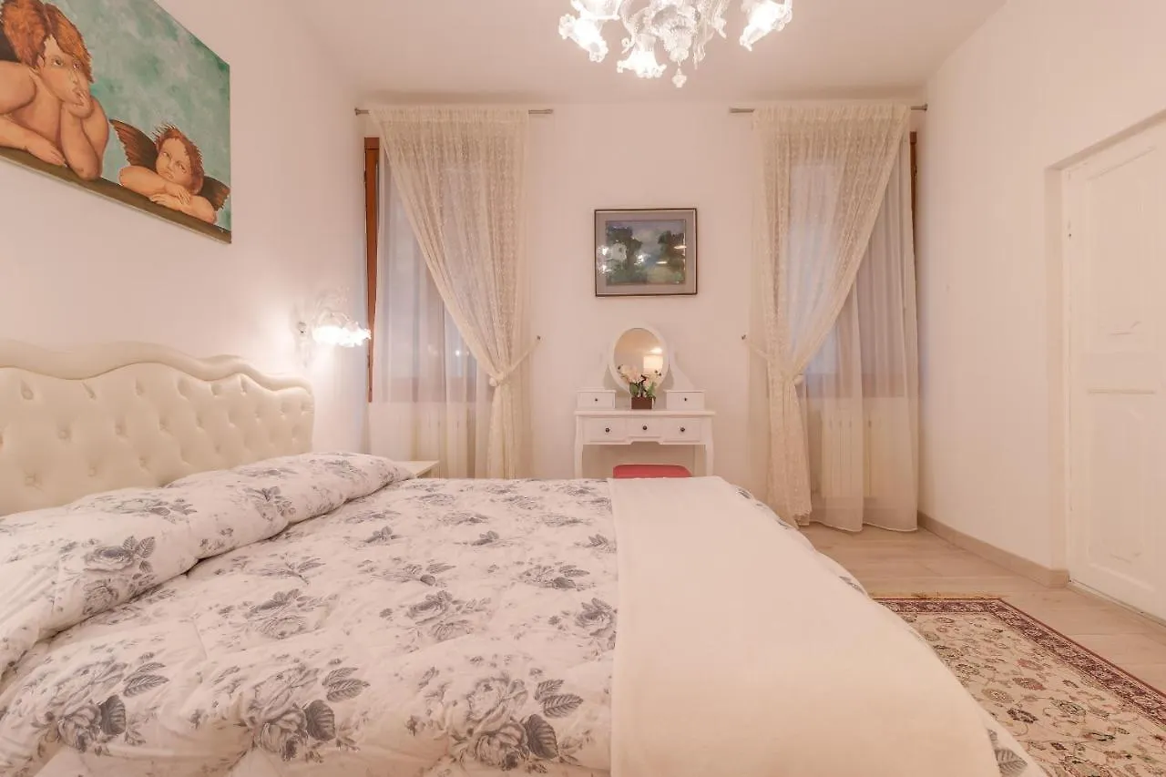 Corte Ca' Petriana Next To @Camposanpolo Apartment Venice 0*,
